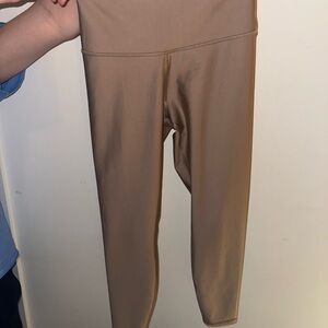 Alo Yoga 7/8 High-Waist Airlift Legging Size Medium